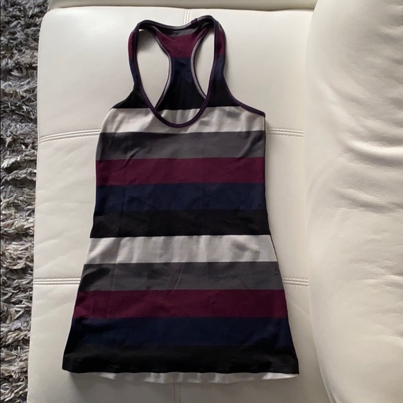 Lululemon Tank - Picture 1 of 2
